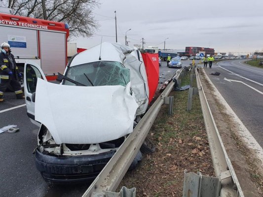 Tragiczny wypadek w Tarczynie. Nie żyje kobieta