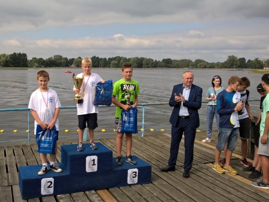 Zawodnicy Signovum na maratonie pływackim