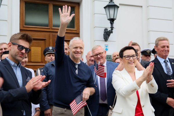 Ambasador USA w Polscegościł na pikniku w Warce
