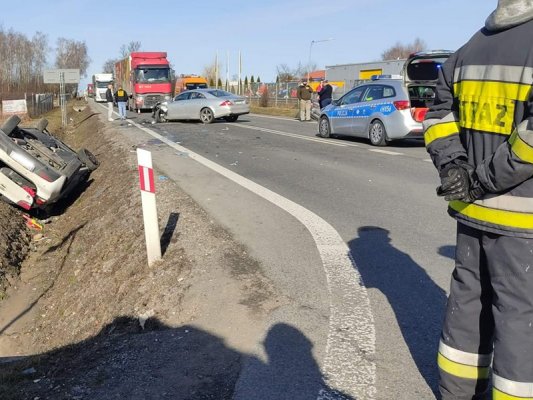 Wypadek z udziałem trzech aut w Bikówku