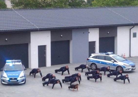 Grójeccy policjanci włączyli się w akcję #GaszynChallenge
