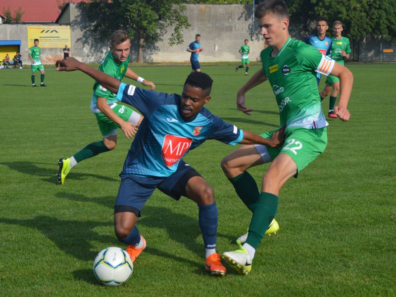 Dwa razy na listę strzelców wpisał się Alistair Selamolela