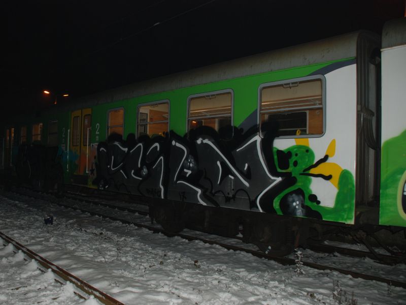 Graffiti na pociągu