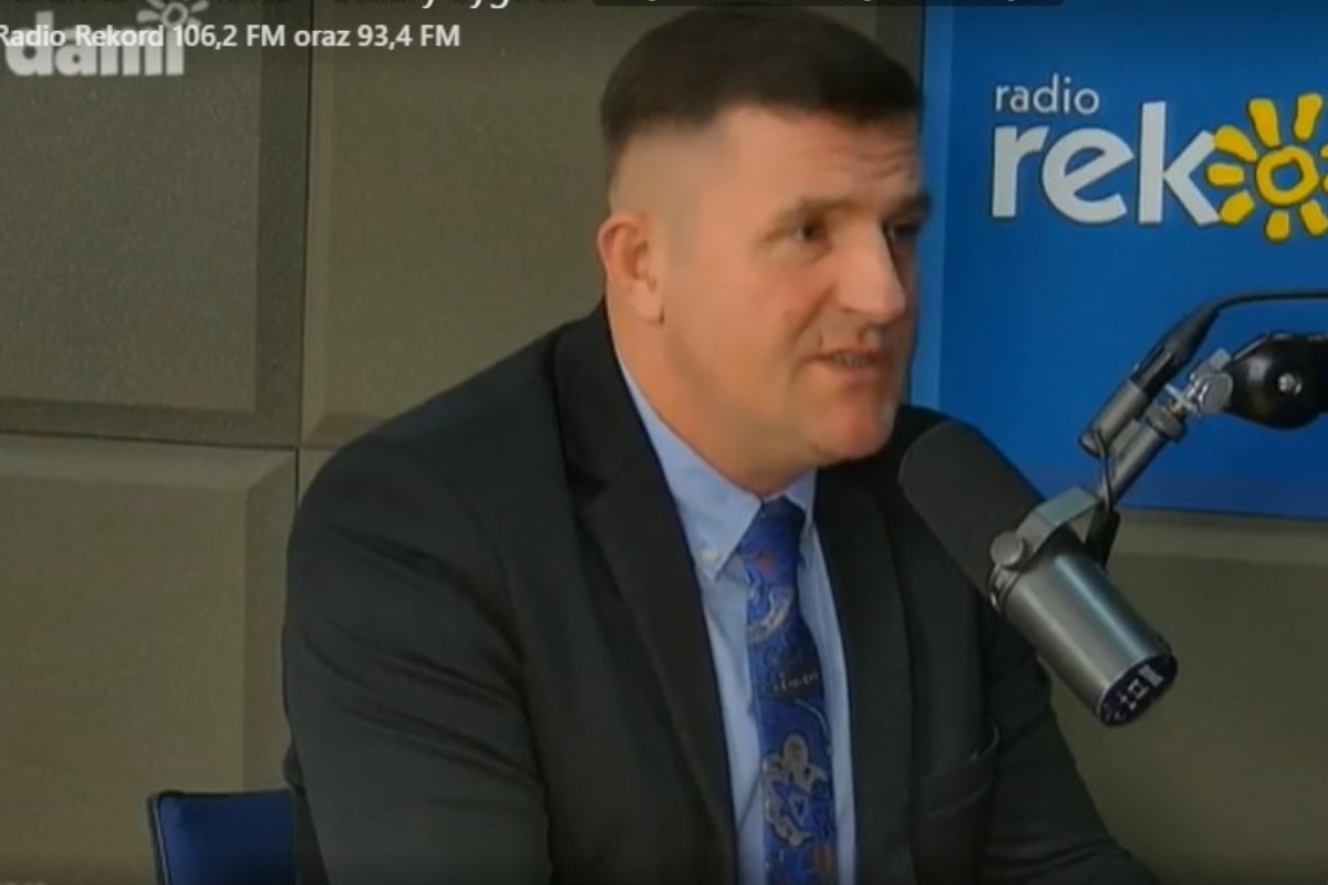 Cezary Sygocki - członek Konfederacji Korony Polskiej i przewodniczący koła tej partii w powiecie grójeckim. 