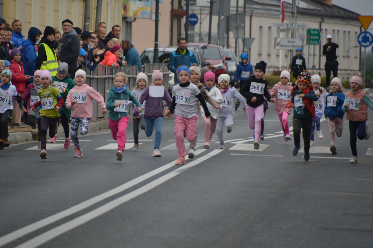 Bieg odbywa się ulicami Grójca (fot. M.Adamski, archiwum)