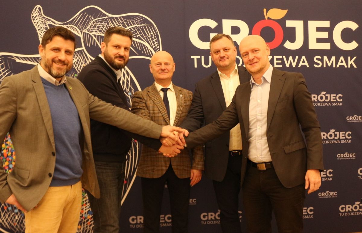 Na zdjęciu: Jerzy Engel, Paweł Suchecki, Dariusz Gwiazda, Jarosław Rupiewicz, Michał Kocięba