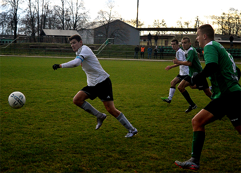 Legion Gowaczw - TKKF Grjec 1:2 (fot. Mateusz Adamski)