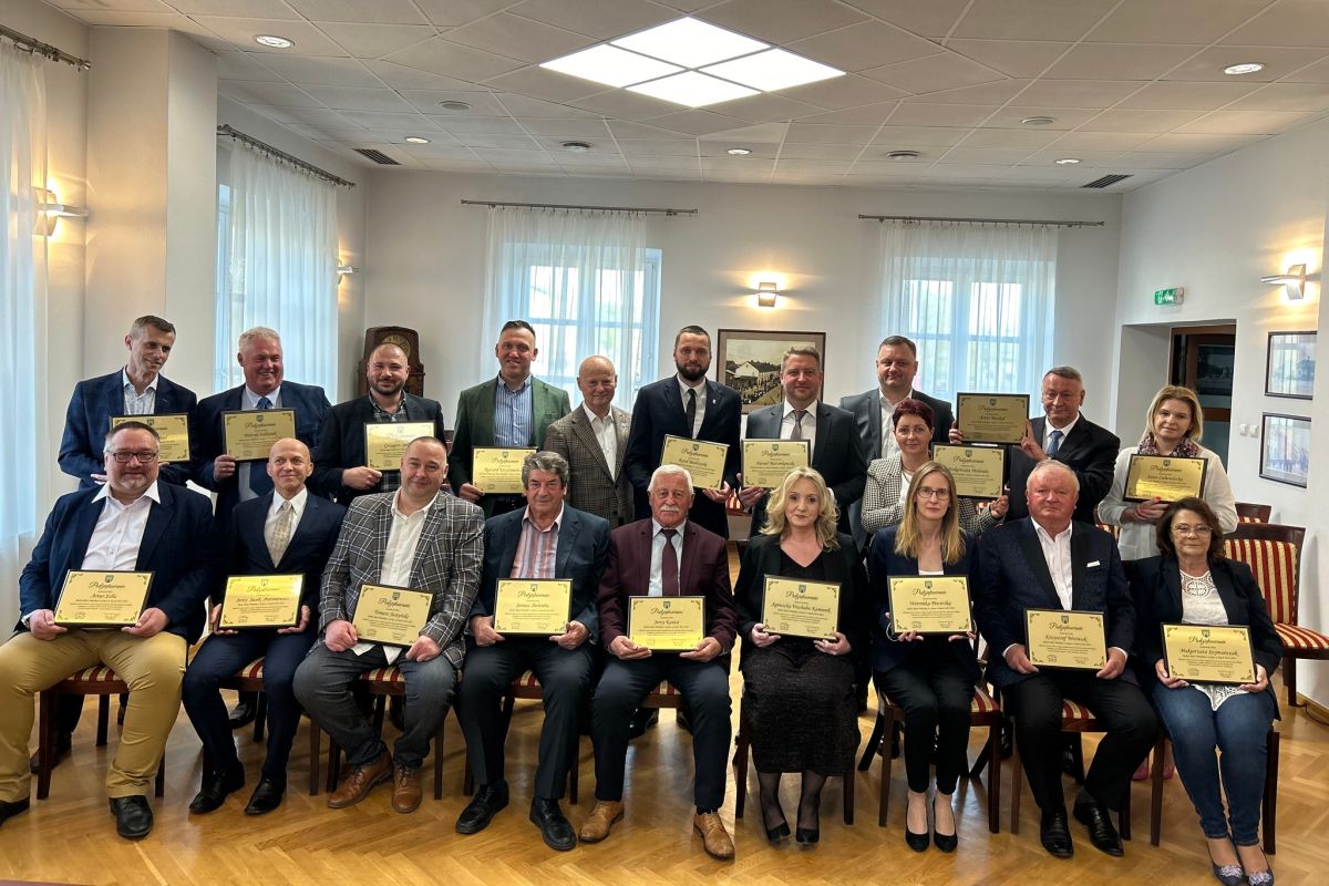 Zakończenie kadencji Rady Miejskiej w Grójcu 2018-2024 (fot. facebook.com/karol.biedrzycki.50)